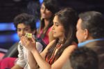 Rani Mukherjee on the sets of Dance Ke Superkids in Famous on 18th Sept 2012 (26).JPG